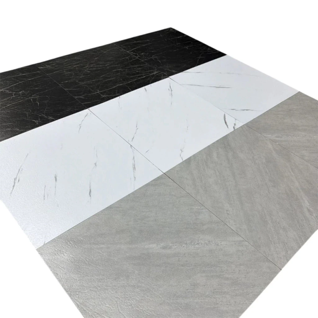 Piso Autoadhesivo Cuadrado Gris 45,5x45,5 - Cubre 5m2 · Referencia de la línea (no representa exclusivamente este color)